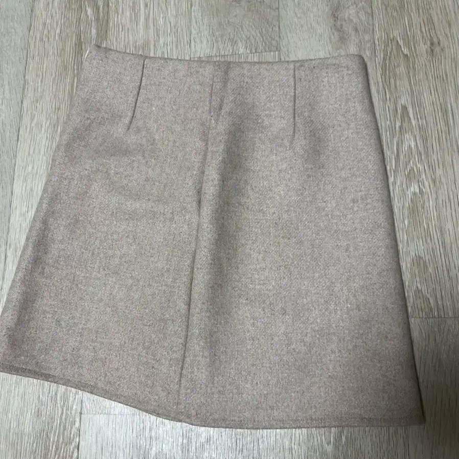 여자모직치마 베이지색 플리츠 스커트M