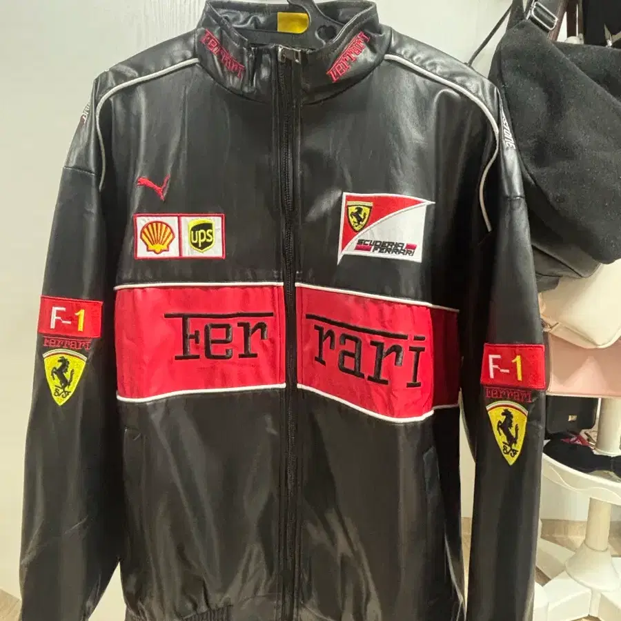 페라리 F1 레이싱 가죽 자켓