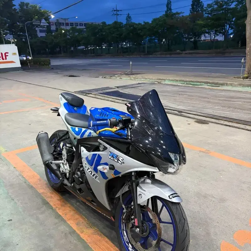 스즈키gsxr125 2021년식 스페셜카울 판매