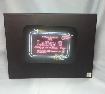 1/7 스케일 레진 키트 원형 타케우치 Laffey ~ 졸린 바쁜 날 / Laffey2-Sleepy on a Busy Day