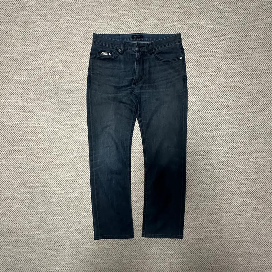 BURBERRY black label jeans