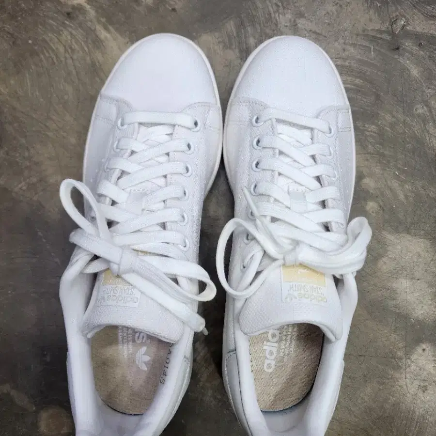 adidas아디다스 스탠스미스 255 260운동화
