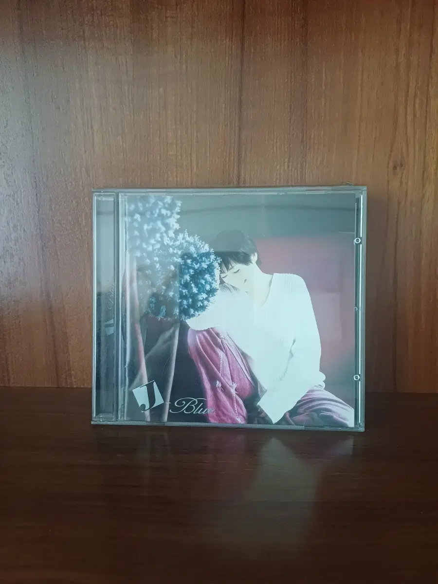 제이 J CD
