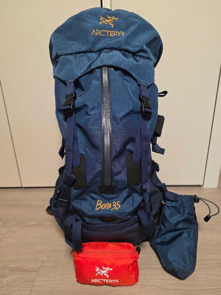 아크테릭스 Bora 35 + Rain Cover