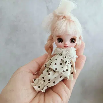 미니 브라이스 아웃핏