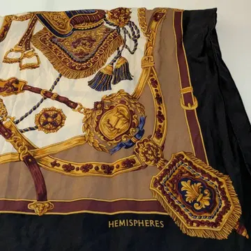 HEMISPHERES 스카프 마구 패턴
