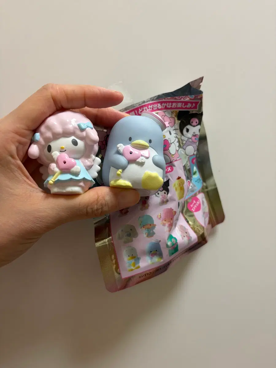 산리오 턱시도쌤 피아노 랜덤 피규어