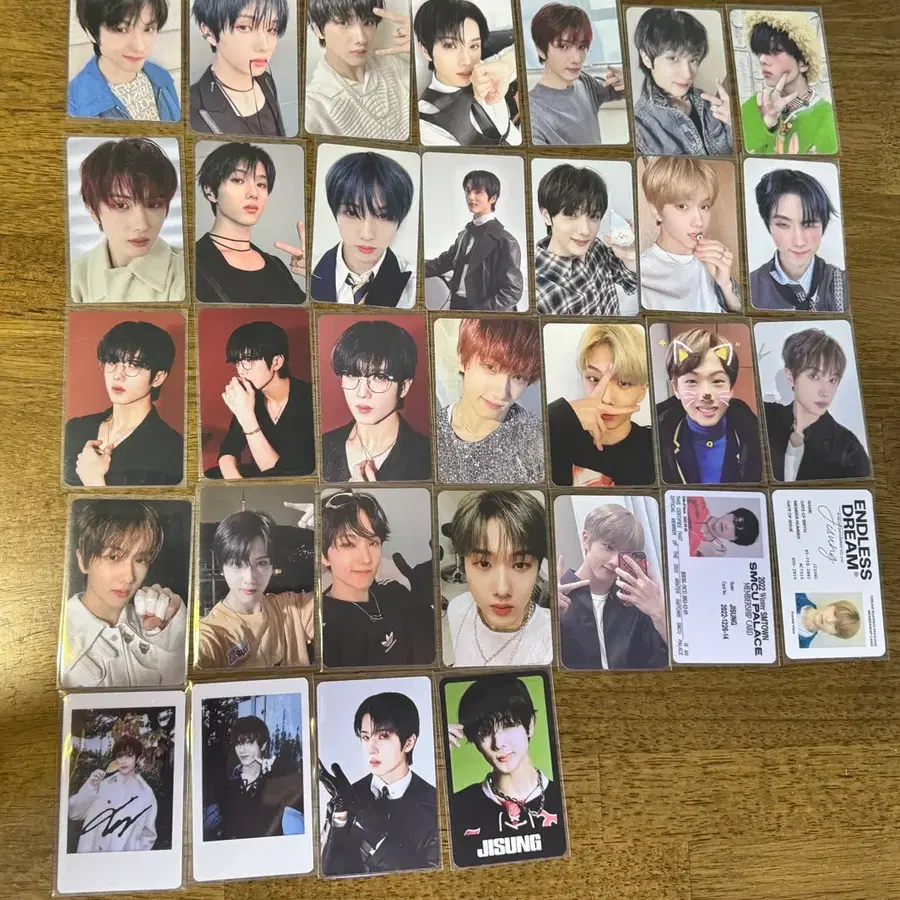 엔시티 지성 포카 35장 일괄 판매