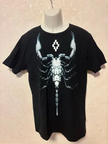 MARCELO BURLON 스콜피온 티셔츠 블랙