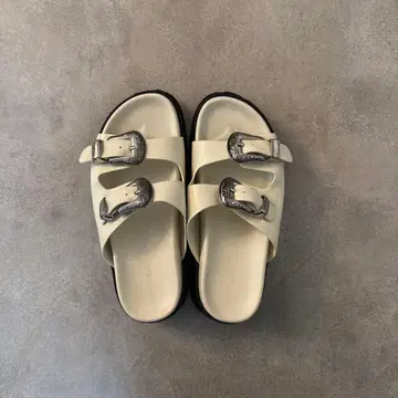 MEDI WESTERN BUCKLE SANDALS 화이트 L