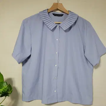 미즈이로 인드 플리츠 옷깃 디자인 블라우스 [ 새상품급 ]