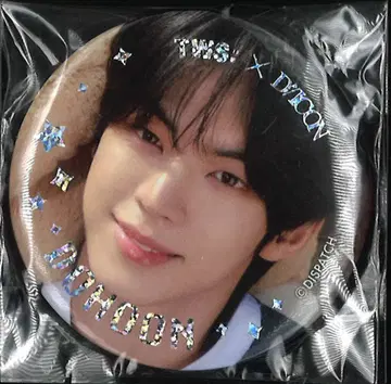 TWS DOHOON D'ICON POP-UP IN TOKYO TIN BADGE