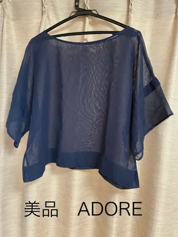 새상품급 ADORE 시어 풀오버 블라우스 38 네이비 시스루