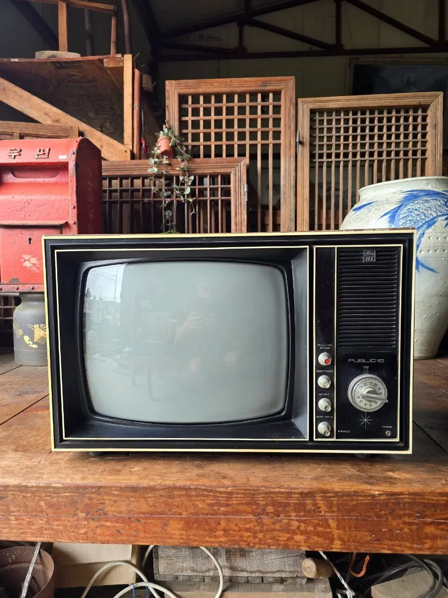 대한전선 진공관TV 370-C1
