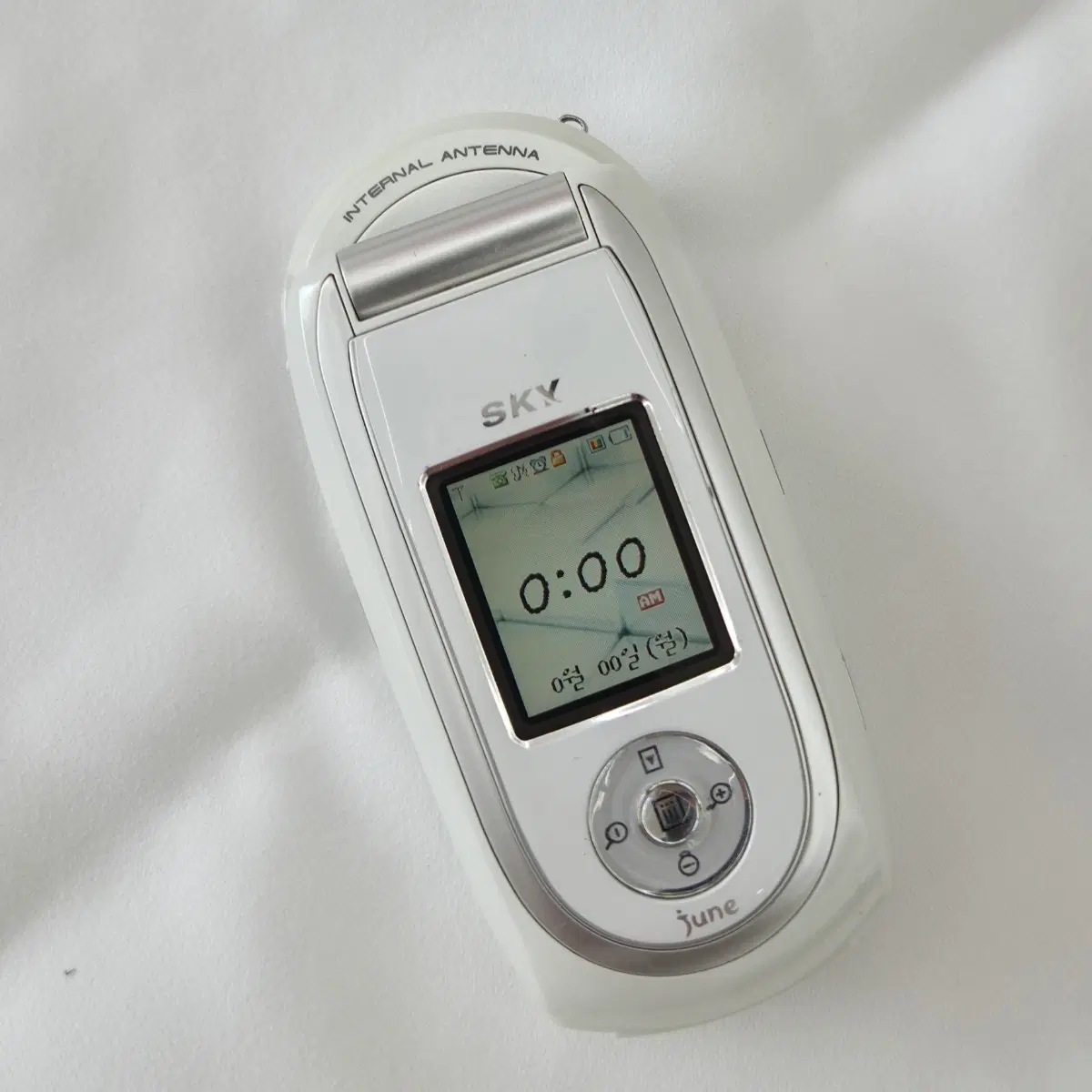 올드폰 구형폰 옛날폰 피처폰 스카이 IM-8400
