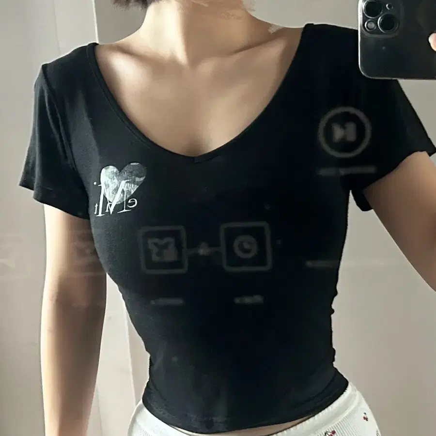 무센트 반팔티