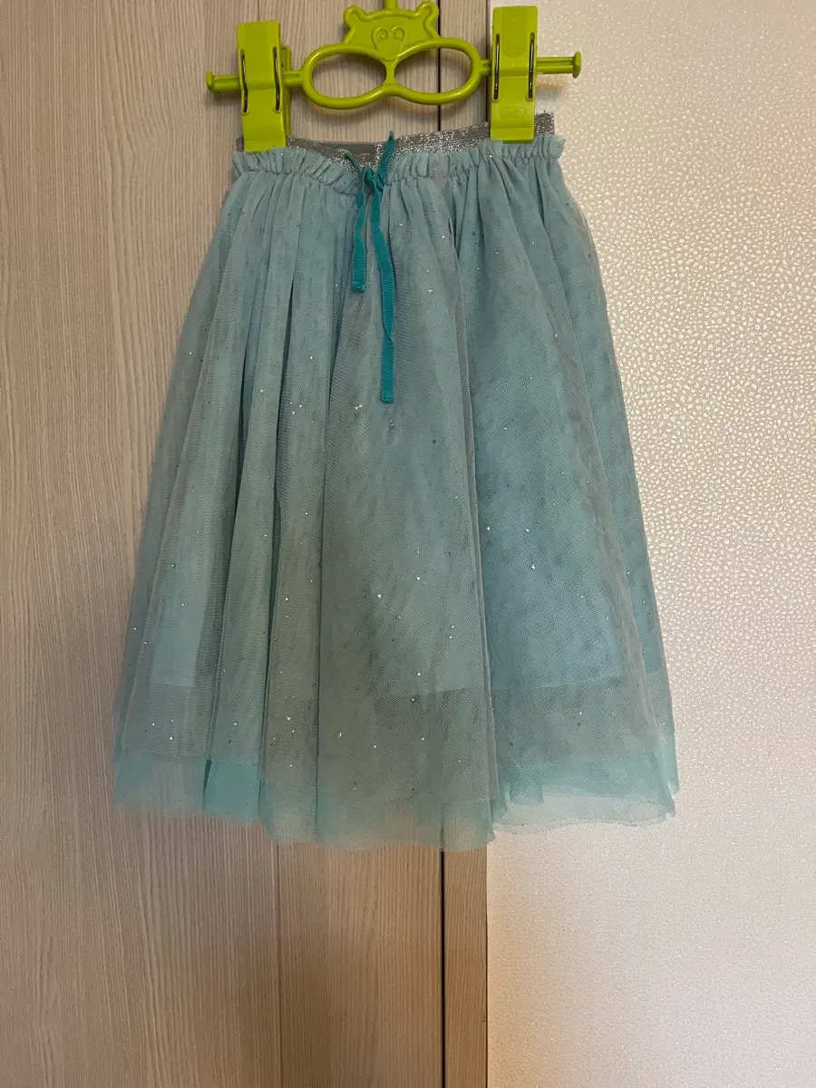 Bambina 110사이즈 반짝이는 민트색 튤 스커트