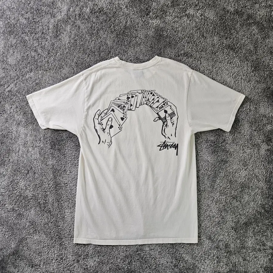 STUSSY 카드 그래픽 반팔 티셔츠