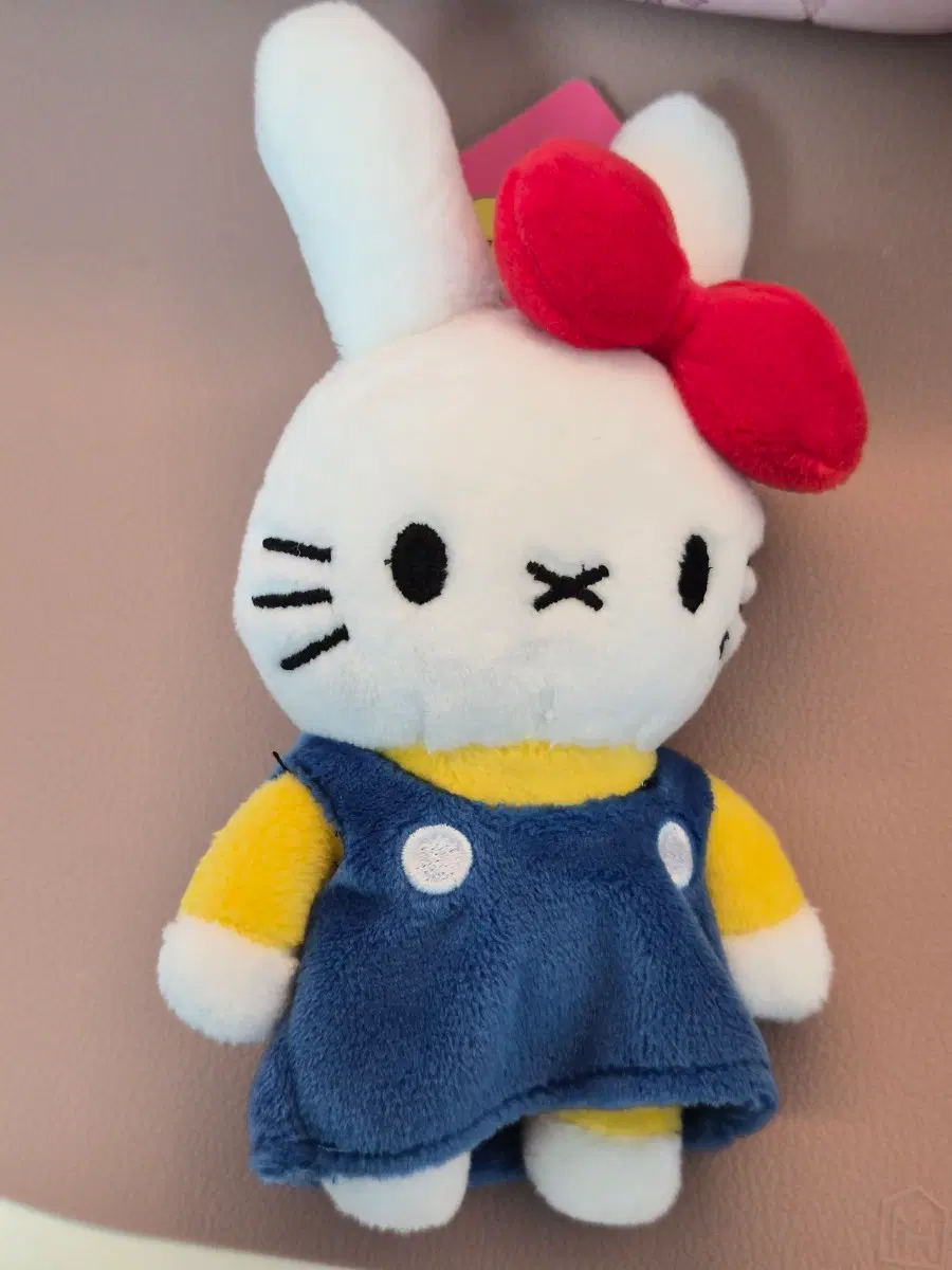 [새상품] 미피 헬로키티 인형 키링