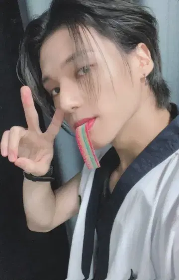ATEEZ 타워레코드 우영 THE WORLD EP.FIN:WILL