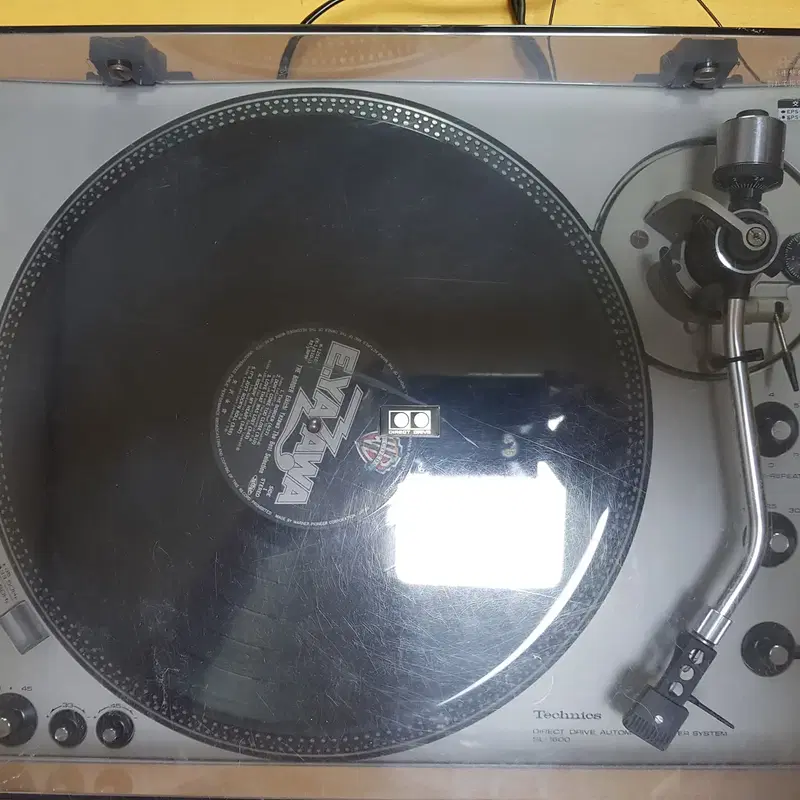 테크닉스 다이렉트 드라이브 전자동 턴테이블 SL-1600