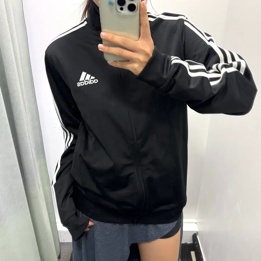 아디다스 블랙 트랙탑 져지