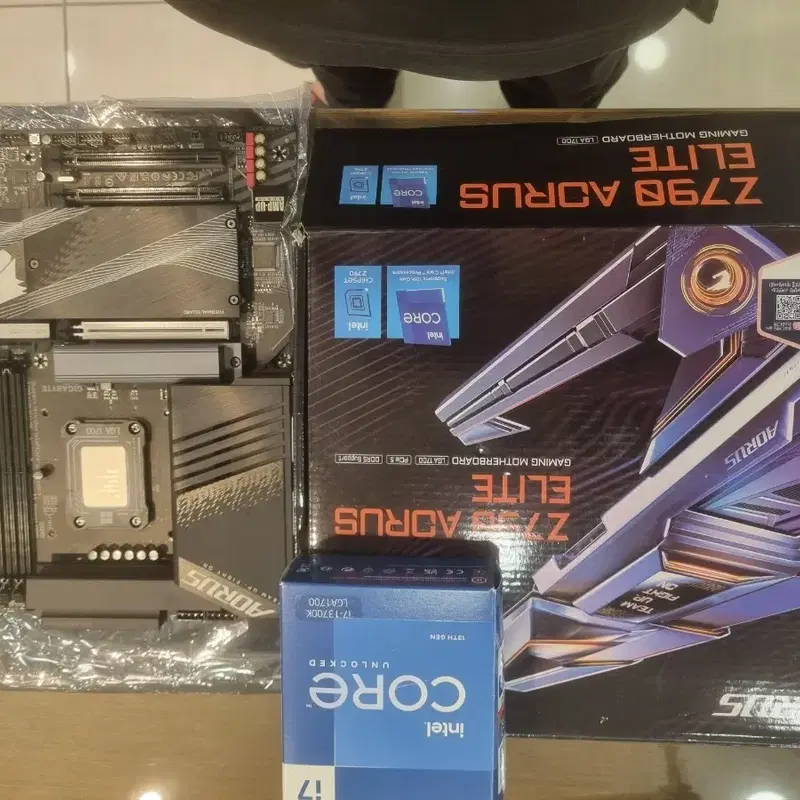 하이엔드) i7-13700K+Z790(AORUS ELITE DDR5) 최상급 메인보드