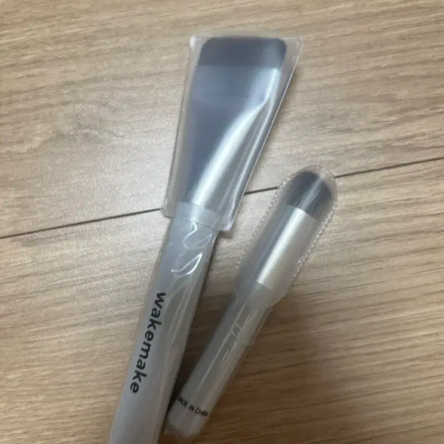 웨이크메이크 브러쉬