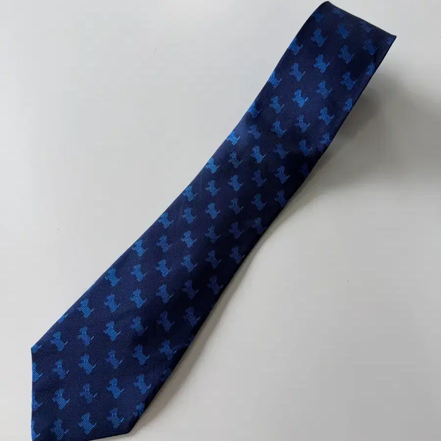 피에르가르뎅(Pierre cardin) 실크 넥타이 8cm