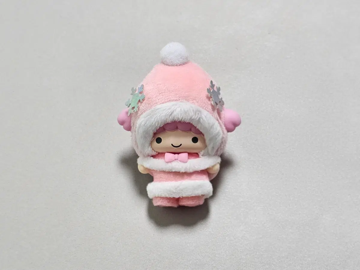 산리오 치비토모 눈의 정령 (라라)