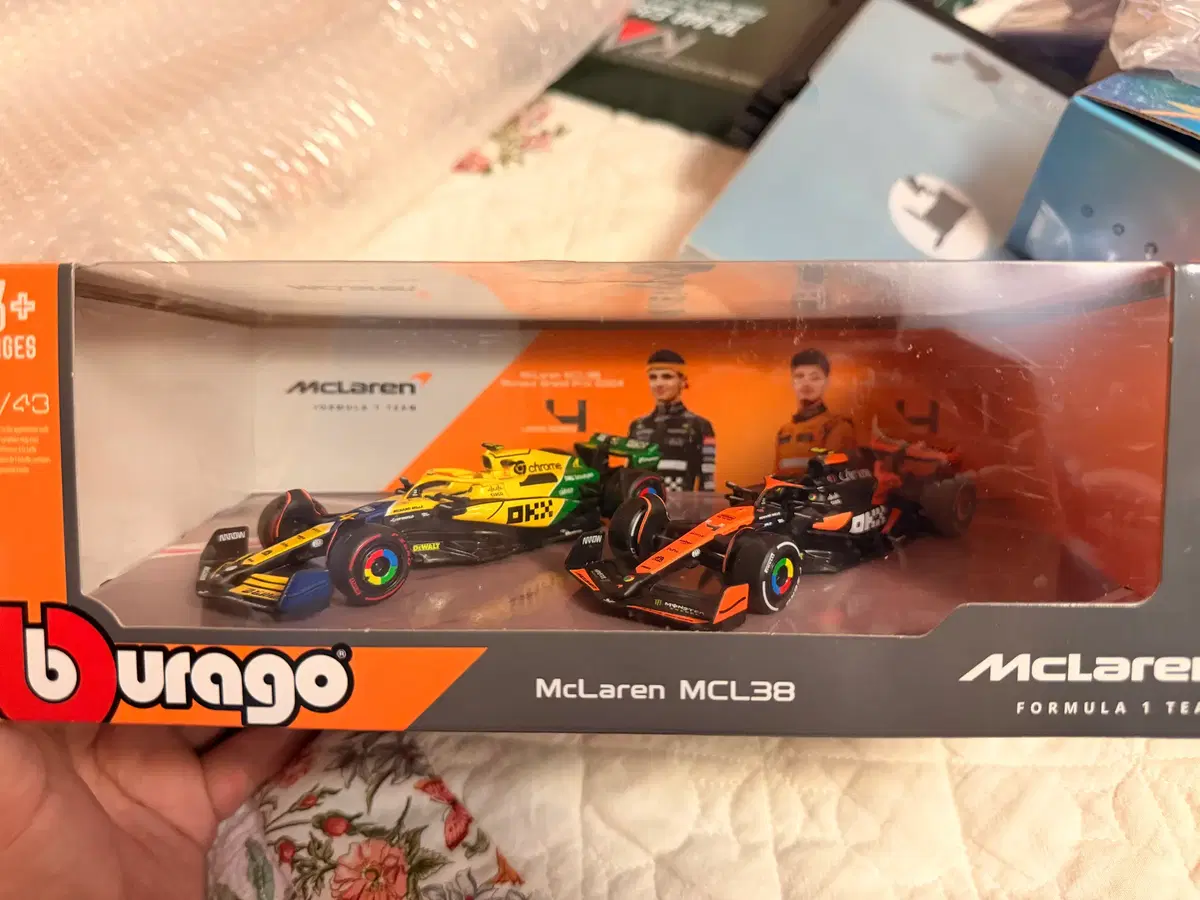 부라고 1/43 F1 맥라렌 랜도노리스 2024 2대 셋트