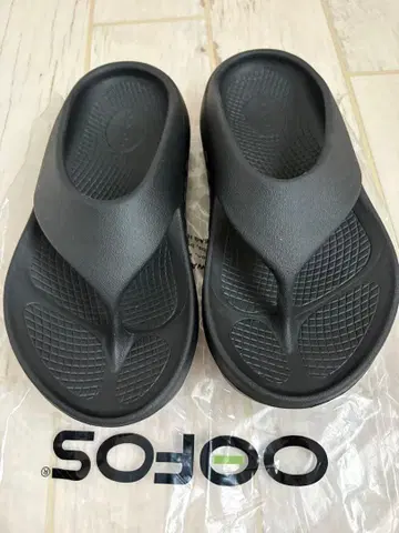OOFOS 리커버리 샌들 블랙 23cm