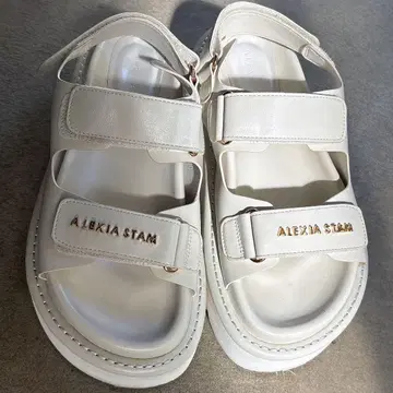 ALEXIA STAM 통굽 샌들 화이트