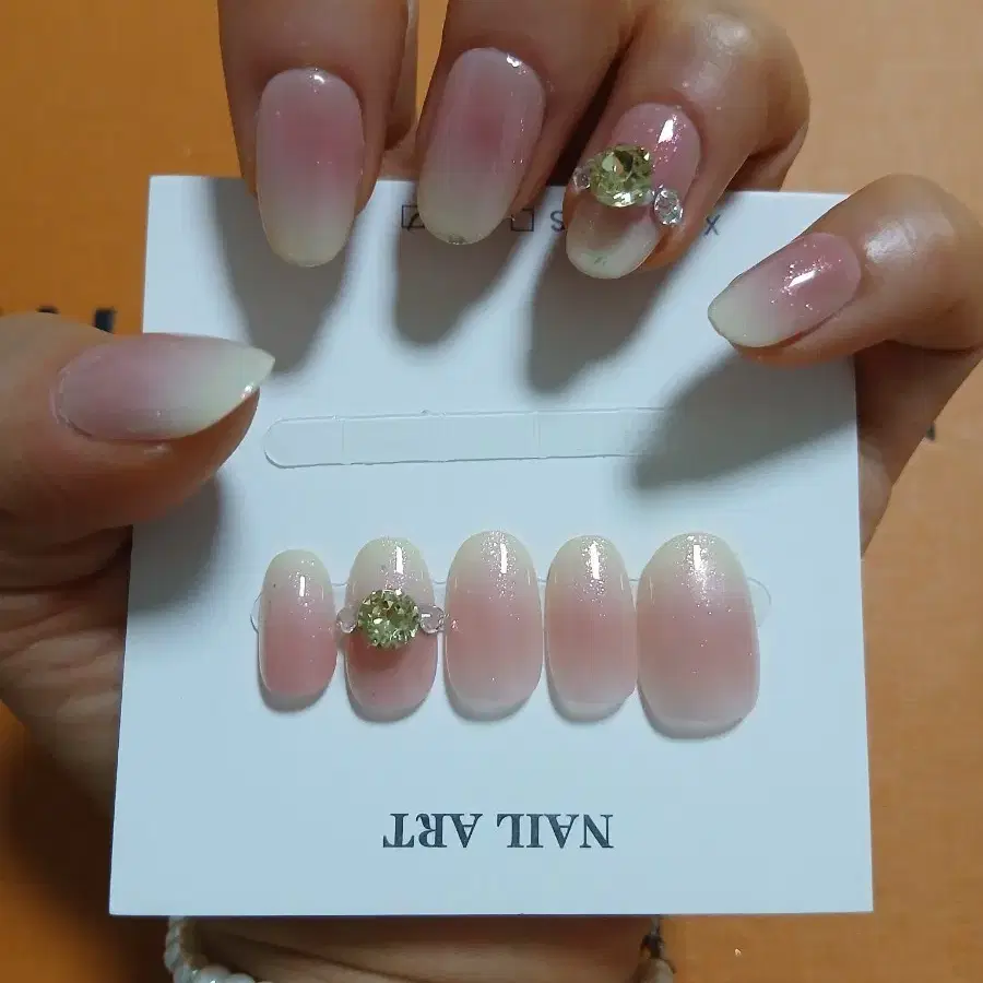 수제네일팁