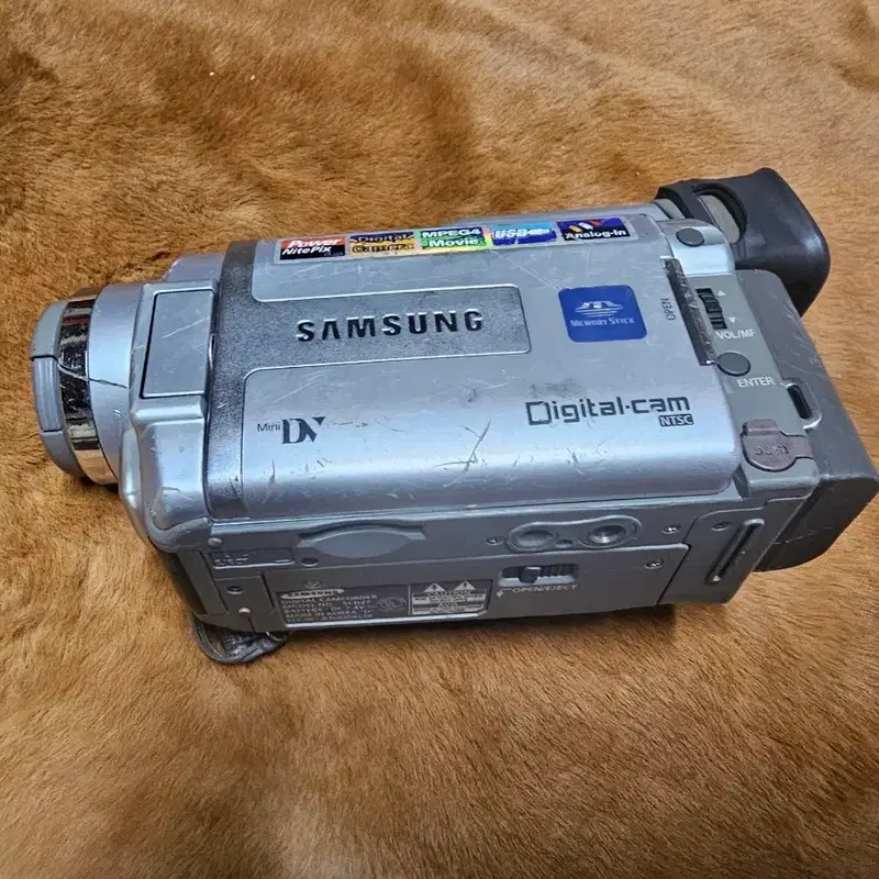 삼성 디지털 캠코더 SC D27/작동정상 무료배송