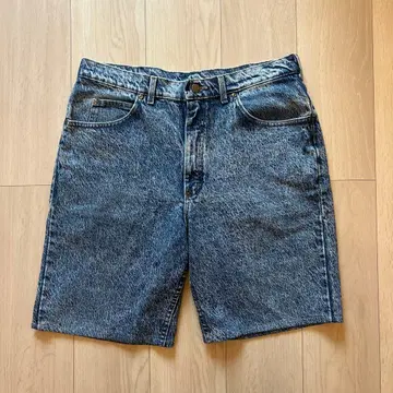 Lee 케미컬 워시 데님 숏팬츠