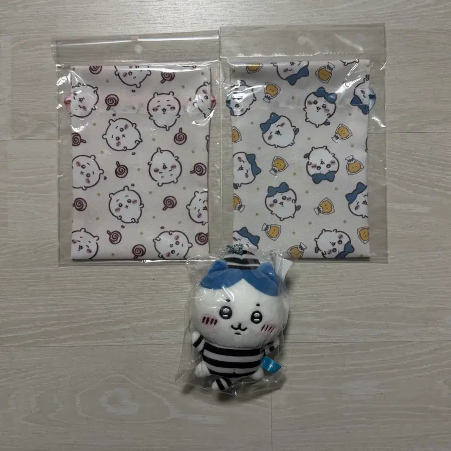 미니소 죄수 하치와레 미개봉 + 치이카와 하치와레 복주머니 파우치 2종 일괄