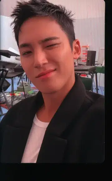 SEVENTEEN 17 IS RIGHT HERE 민규 트레이딩 카드 HEAR