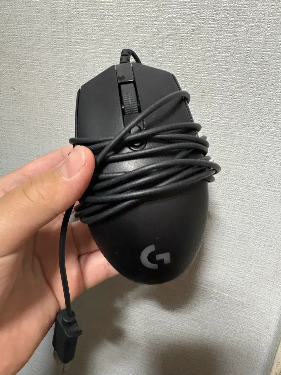 g102 게이밍 마우스