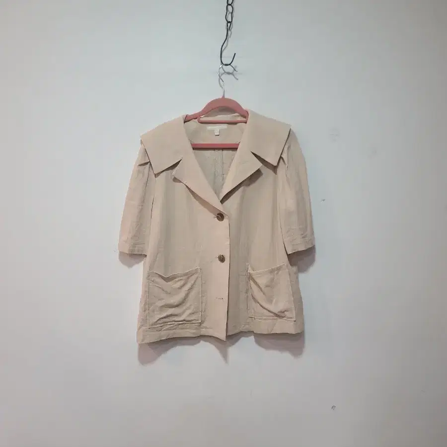 플라스틱 아일랜드 베이지 자켓