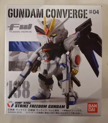 반다이 FW GUNDAM CONVERGE #04 스트라이크 프리덤 건담