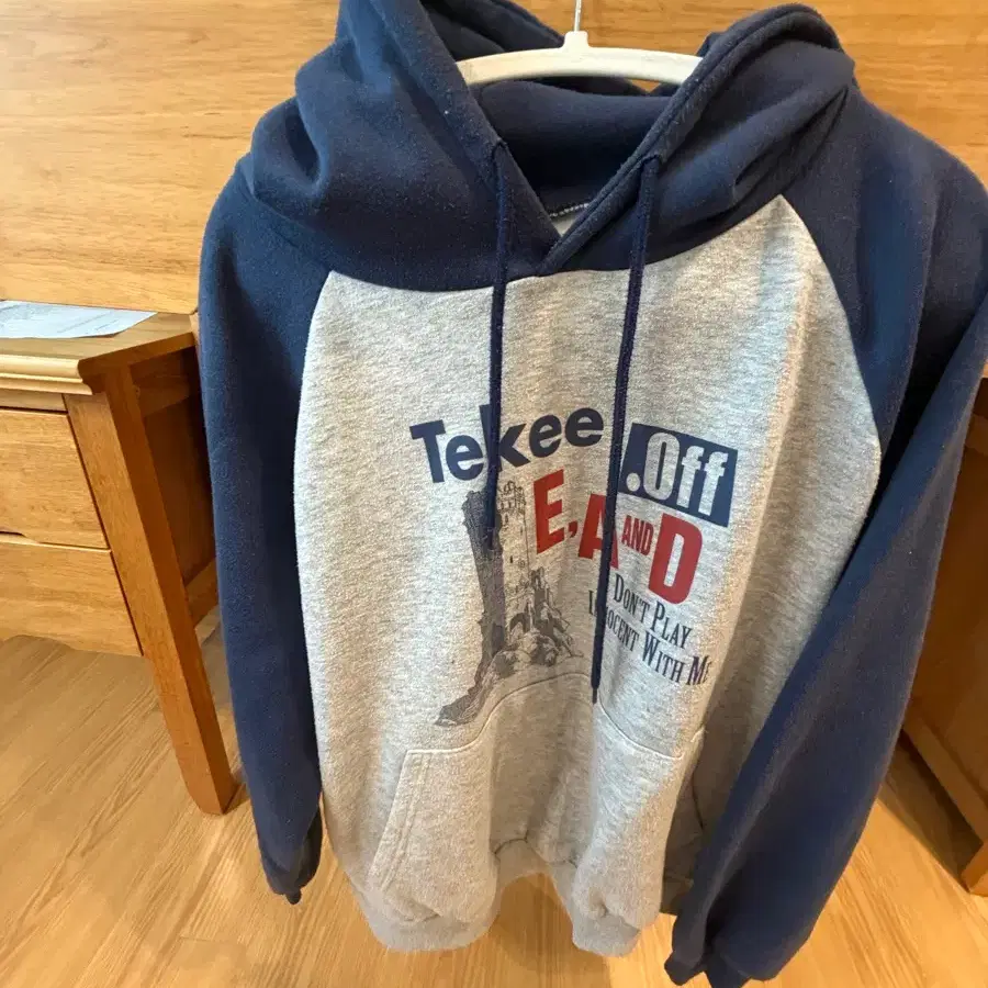Tekee Off 앤드 굿 스웨터 남색