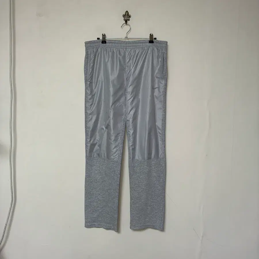 Nike gray Sweatpants