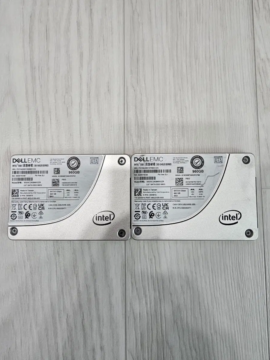 솔리다임 D3-S4520 960GB 솔리다임 SSD 인텔 SSD 2.5인치 SATA TLC X2개