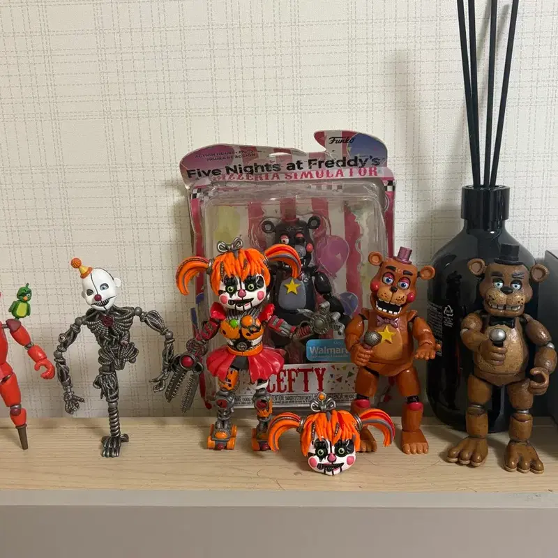 FNAF 프리디와 피자가게 펀코 정식 피규어 ( 스크랩베이비,에너드,락스타 프레디,프레디,락스타 폭시,레프티)