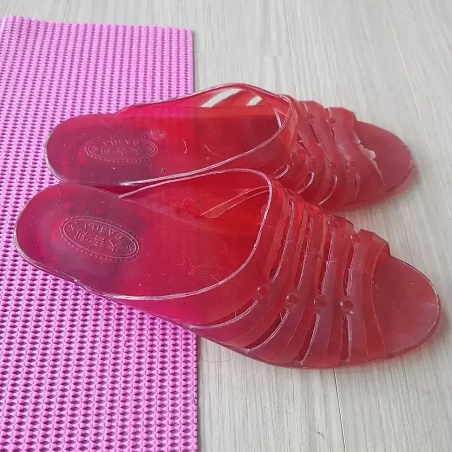 홍콩 젤리 샌들 40