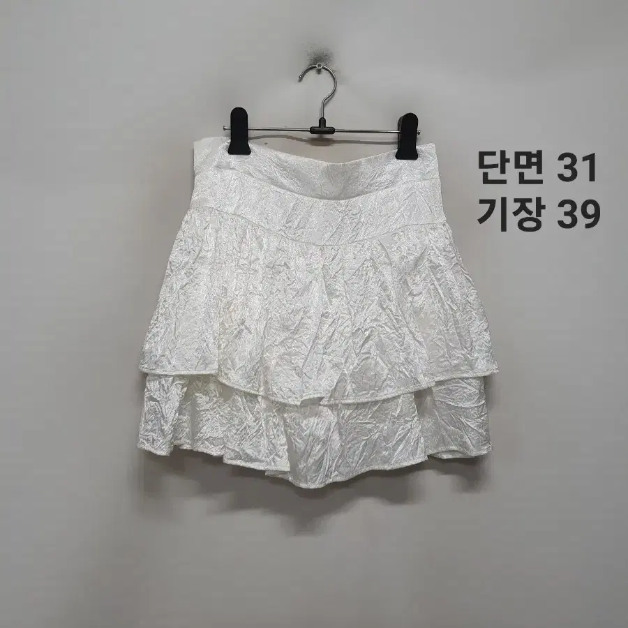 쓰리타임즈 발레코어 스커트