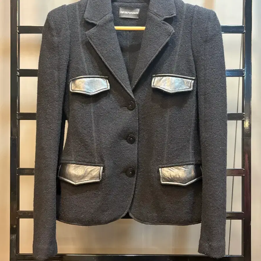 [41] 엠포리오 아르마니 (EMPORIO ARMANI) 블랙 레더 배색 울 블레이저 자켓6.9