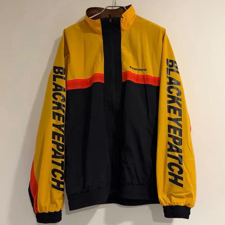 BlackEyePatch 트랙셋