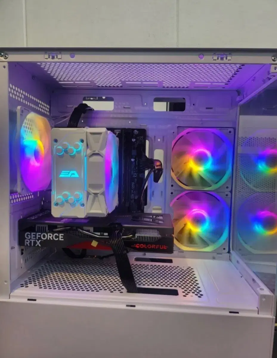 i7 10700 RTX5060 급 고성능 게이밍컴퓨터 풀셋 싸게 팝니다